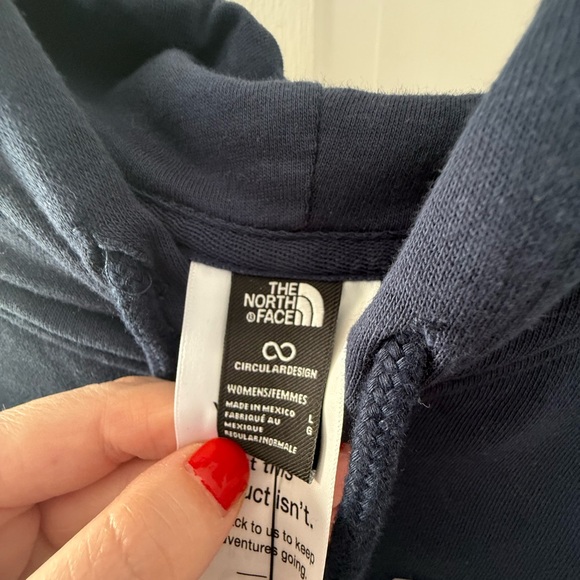 The North Face women's NAVY Hoodie with Logo - Picture 4 of 5